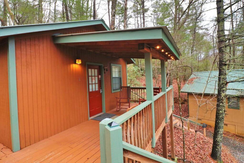 Alpine Mountain Sweetheart Jacuzzi #8 Holiday home